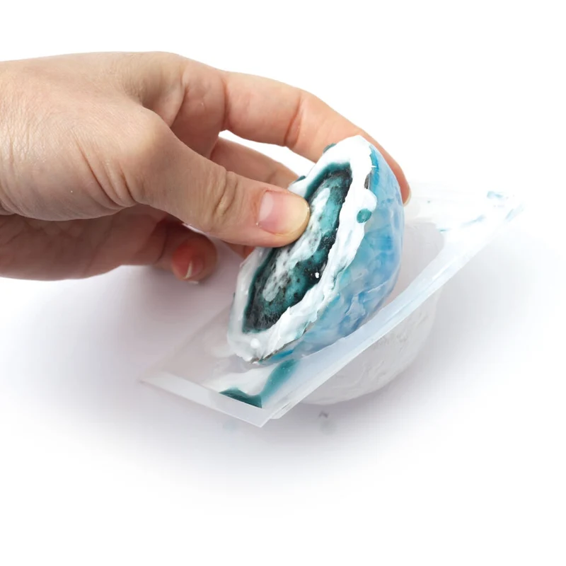 Kit DIY Savons Cœur de Géode – Créez des Savons Effet Pierre Précieuse