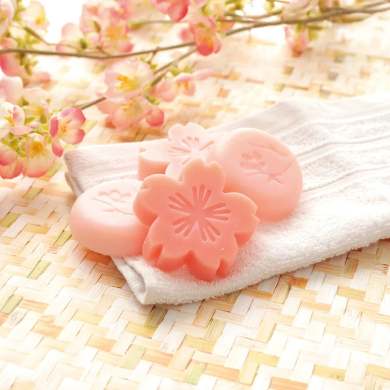 Kit DIY 4 Savons Fleur de Cerisier – Atelier Savons Sakura à Fabriquer