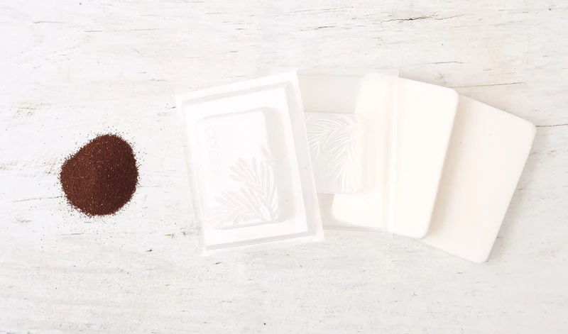 Kit DIY 4 savons exfoliants noix de coco – Savons naturels à fabriquer soi-même Graine Créative