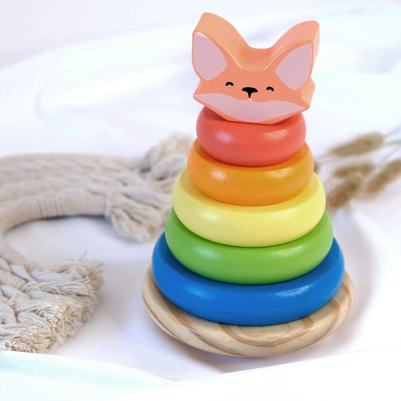 Pyramide en bois pour enfants "Renardeau" de BusyKids