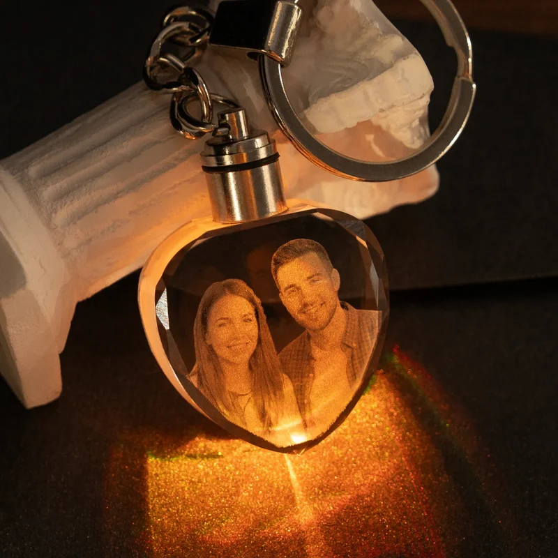 Porte-clés cœur en cristal K5 avec LED multicolores (10 pcs)
