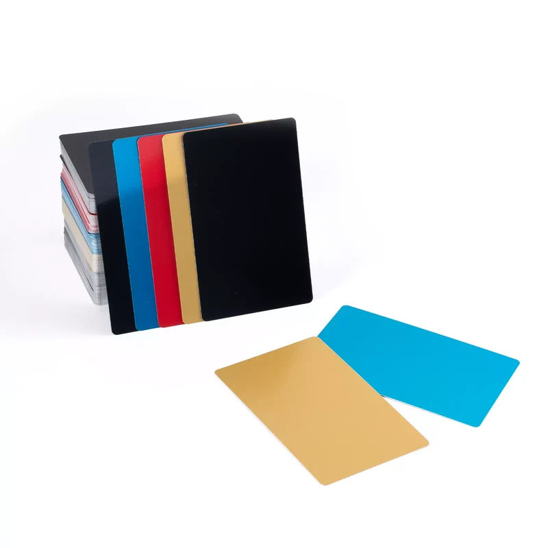 Cartes de visite en aluminium multicolores (300 pièces)