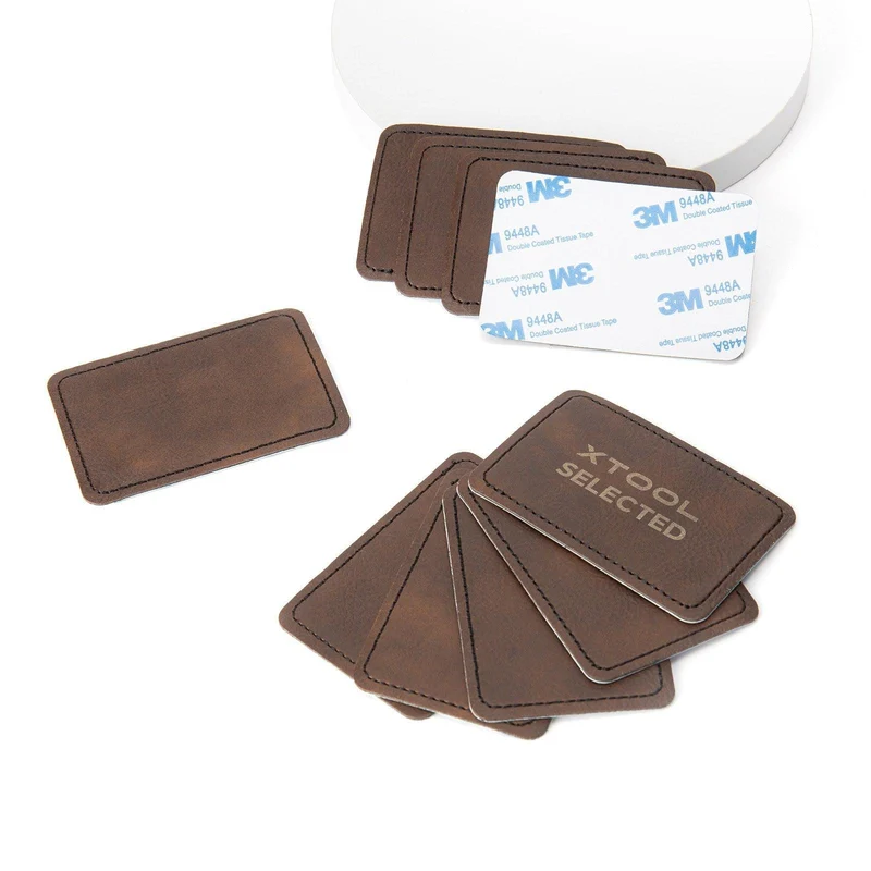 Écusson rectangulaire en simili cuir gravable au laser Marron à Or (10 pièces)