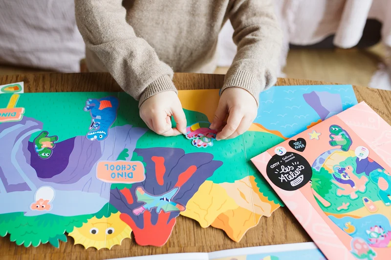 DINOLAND – Kit créatif de coloriage dinosaures – Activité manuelle dès 3 ans