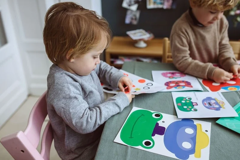 ANI MASKS – Kit créatif 6 masques animaux à décorer – Activité manuelle dès 3 ans