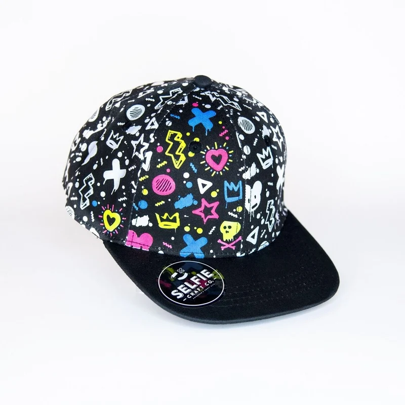Casquette Snapback Graffiti à colorier – Kit créatif enfant avec 6 feutres textile