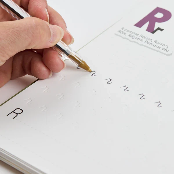 Cahier Montessori Lettres et Chiffres — J'Apprends à Écrire en Autonomie