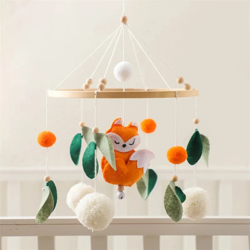 Mobile musical en bois pour bébé – Hochet suspendu