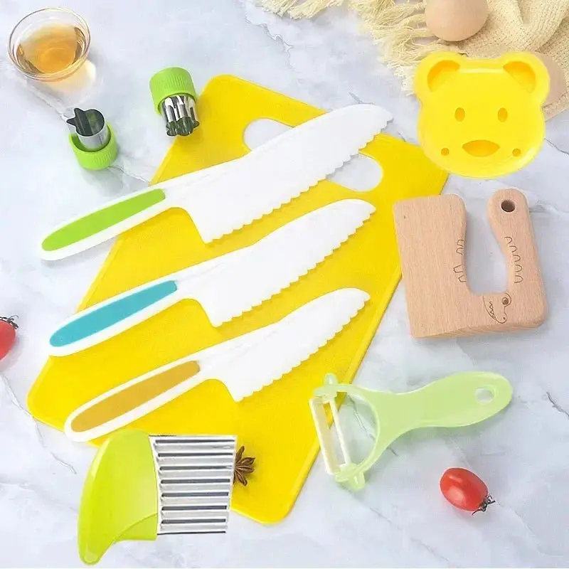 Kit ustensiles de cuisine Montessori 11/13/17 pièces