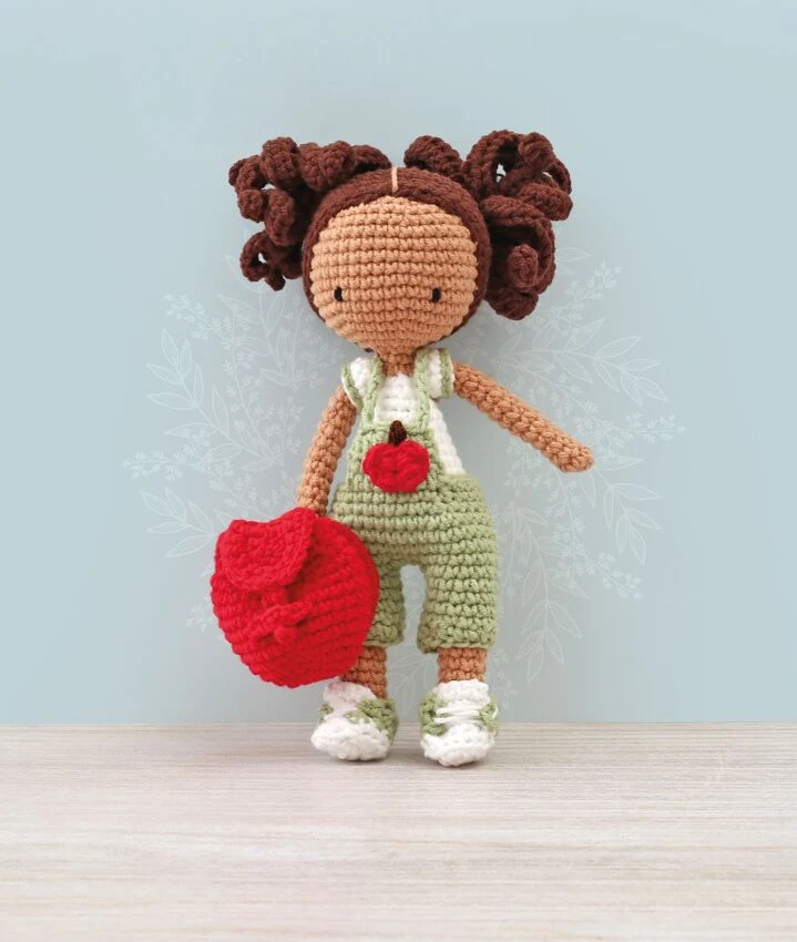 Kit Jolie Poupée à Crocheter Lina – Graine Créative x Ligne Rétro | Amigurumi DIY