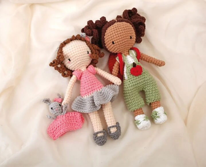 Kit Jolie Poupée à Crocheter Lina – Graine Créative x Ligne Rétro | Amigurumi DIY