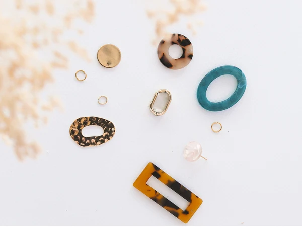 Kit DIY Maxi Boucles d’Oreilles – Créez 3 Paires de Boucles d’Oreilles Tendance