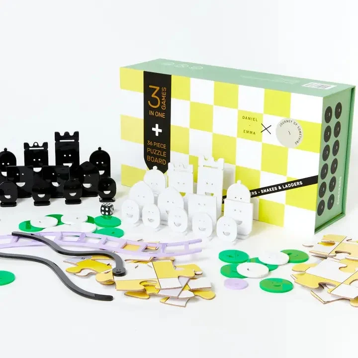Ensemble de jeu 3 en 1 - Échecs, dames, serpents et échelles