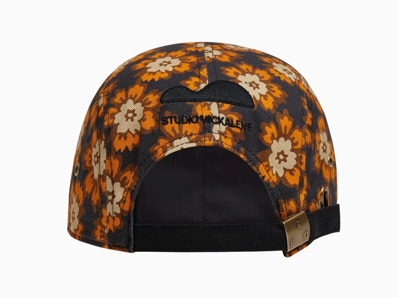 Mickalene Thomas - Chapeau à cinq panneaux "Flowers