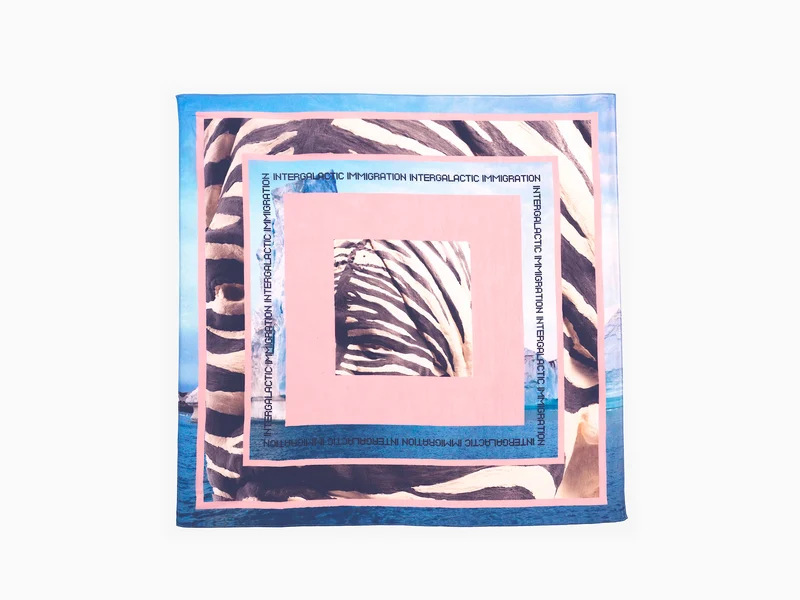 Tavares Strachan - Bandana d'immigration intergalactique