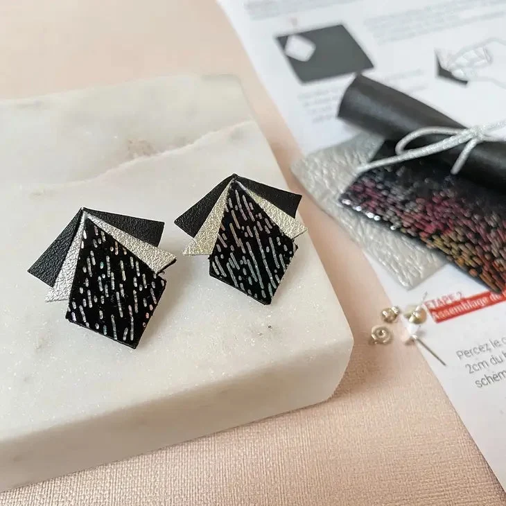 Kit fabrication de boucles d'oreilles Puces Cuir Rainbow Argent Amsterdam