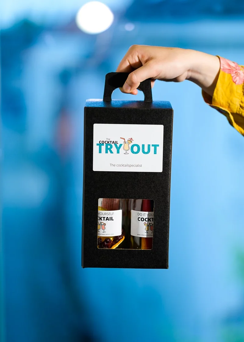 The Cocktail Specialist - Do It Yourself Cocktail-