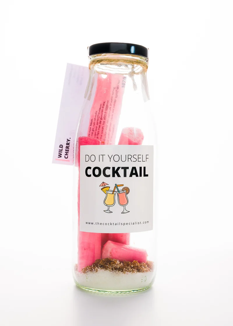 The Cocktail Specialist - Do It Yourself Cocktail - Cerise sauvage
