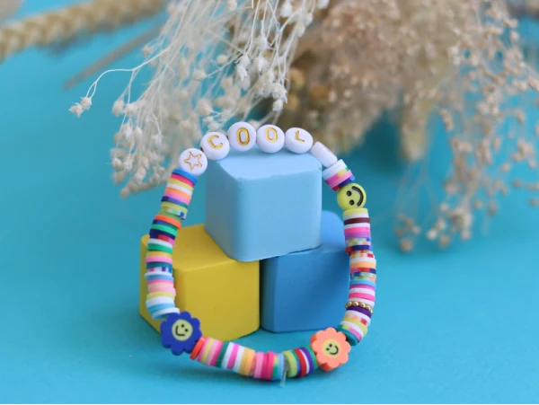 PERLES LETTRES "COOL" POUR BRACELET À PERSONNALISER