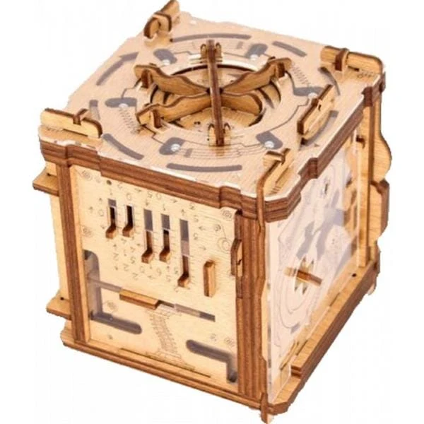 ClueBox / Cambridge Labyrinth (ML)