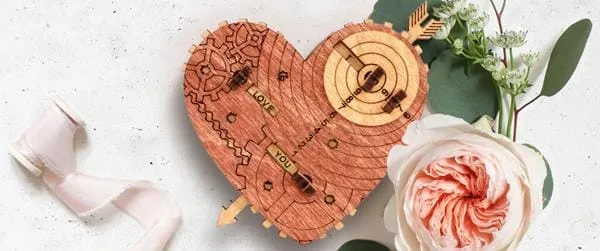 Gift Puzzle Box / Tin Woodman's Heart (ML)