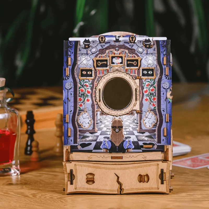 CluePuzzle / The Wonderbox of Alice - ext. Wonderland (ML)