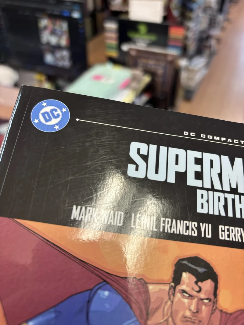 Superman : Birthright : Édition compacte - ENDOMMAGÉE