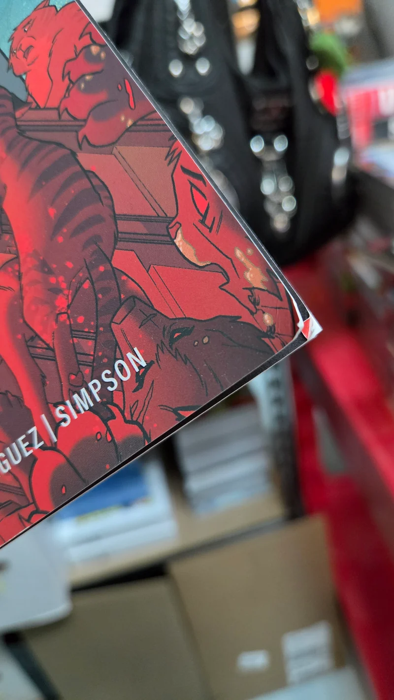 Feral TPB Vol. 04 - ENDOMMAGÉ***