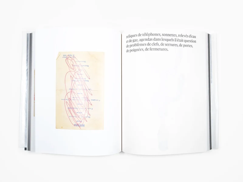 Sophie Calle / Jean-Paul Demoule - L'ascenseur occupe la 501