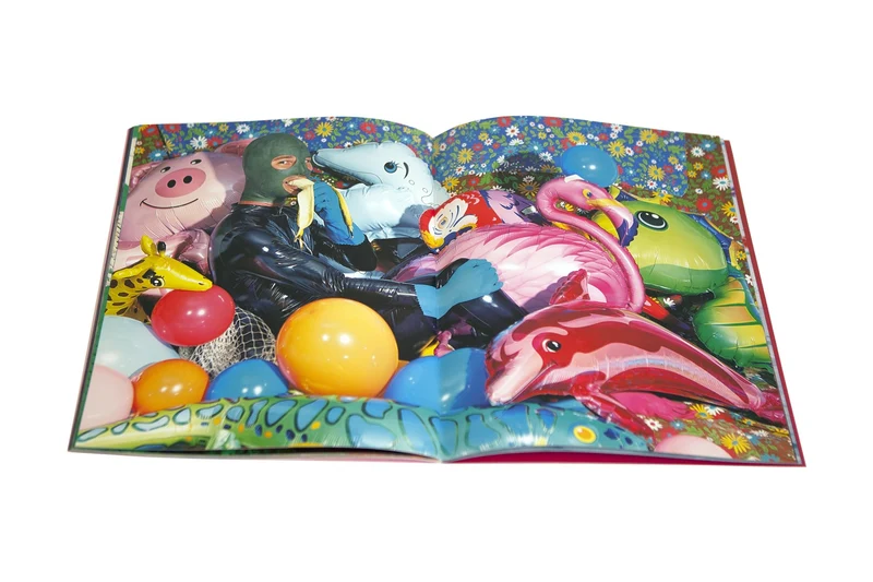 Toiletpaper Magazine N°7 - December 2012