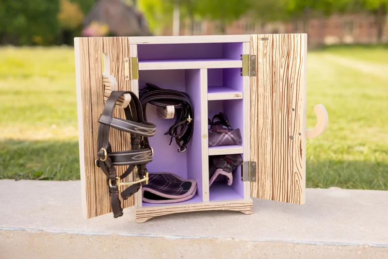 Armoire de Sellerie en Bois Toy Pony LeMieux