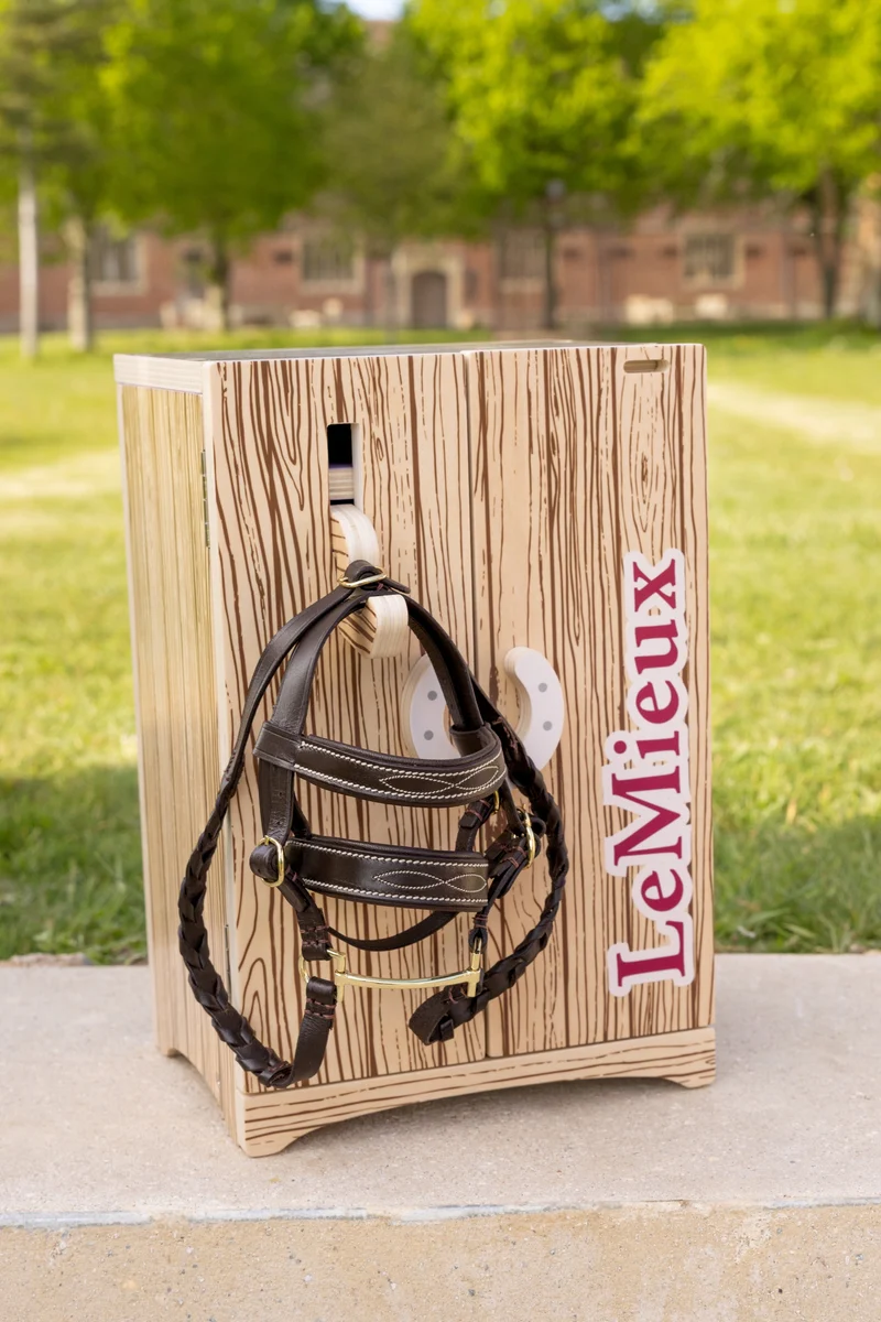 Armoire de Sellerie en Bois Toy Pony LeMieux