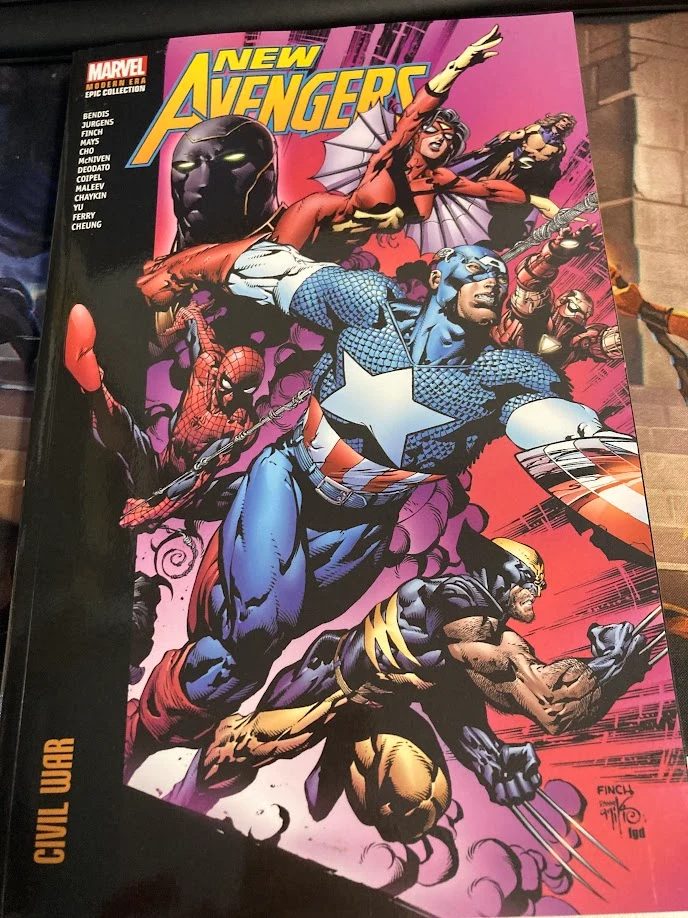 Nouveaux Avengers Modern Era Epic Vol. 02 Civil War - Bent Page